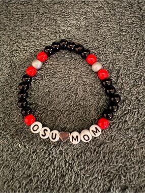 Beaded 'OSU ♥ MOM' Letter Bracelet - Black & Red